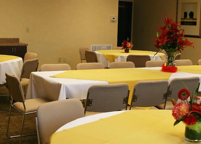 Country Inn & Suites By Radisson, Ithaca, Ny