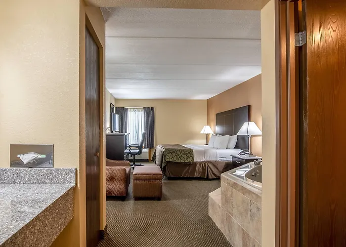 Quality Inn Tully I-81